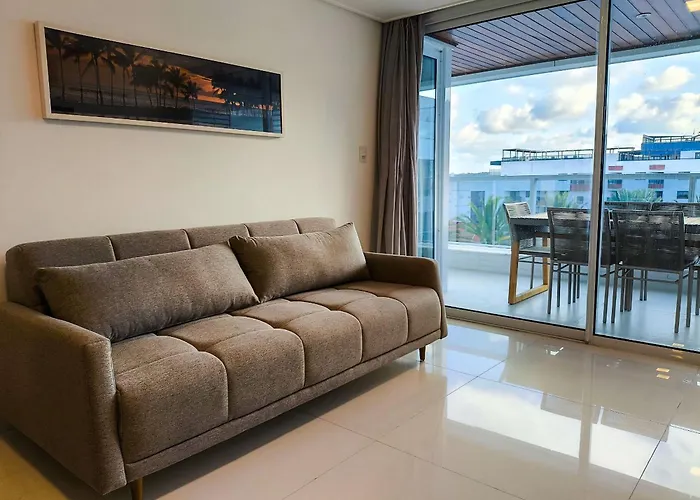 Apartamentos Com Vistas Espetaculares No Solar Tambau